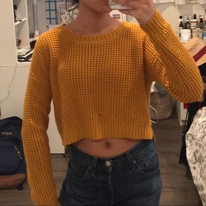 Mustard yellow cropped knit sweater